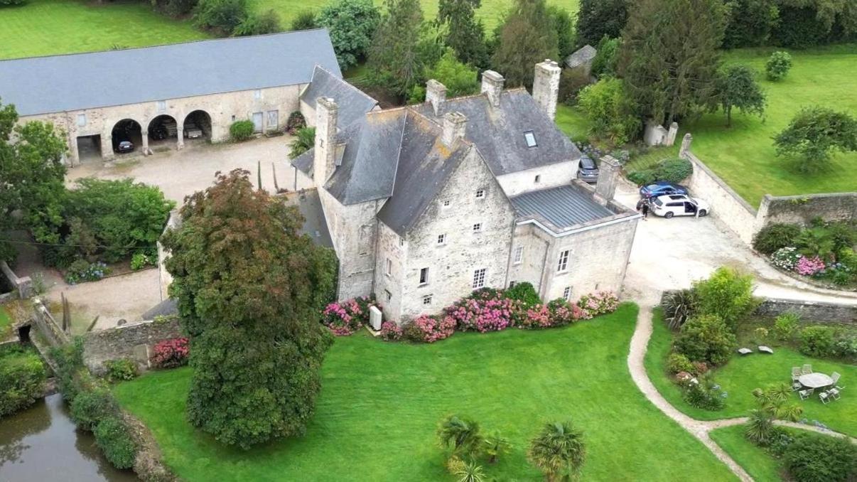 Manoir De Savigny Bed & Breakfast Вальон Екстериор снимка