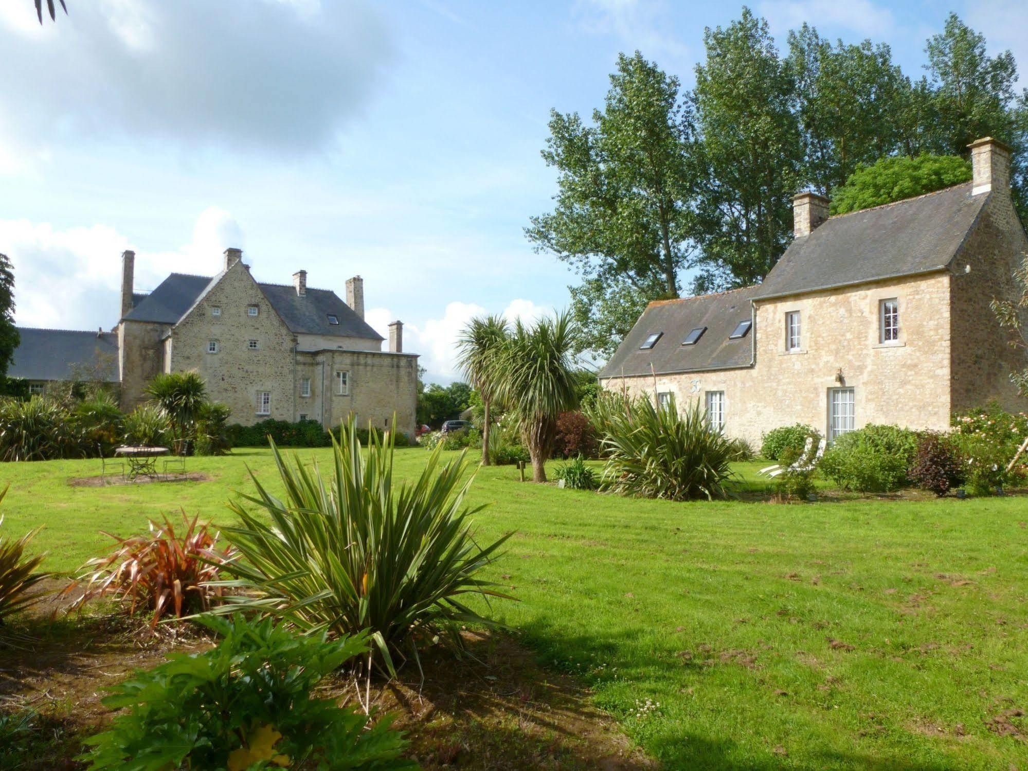 Manoir De Savigny Bed & Breakfast Вальон Екстериор снимка